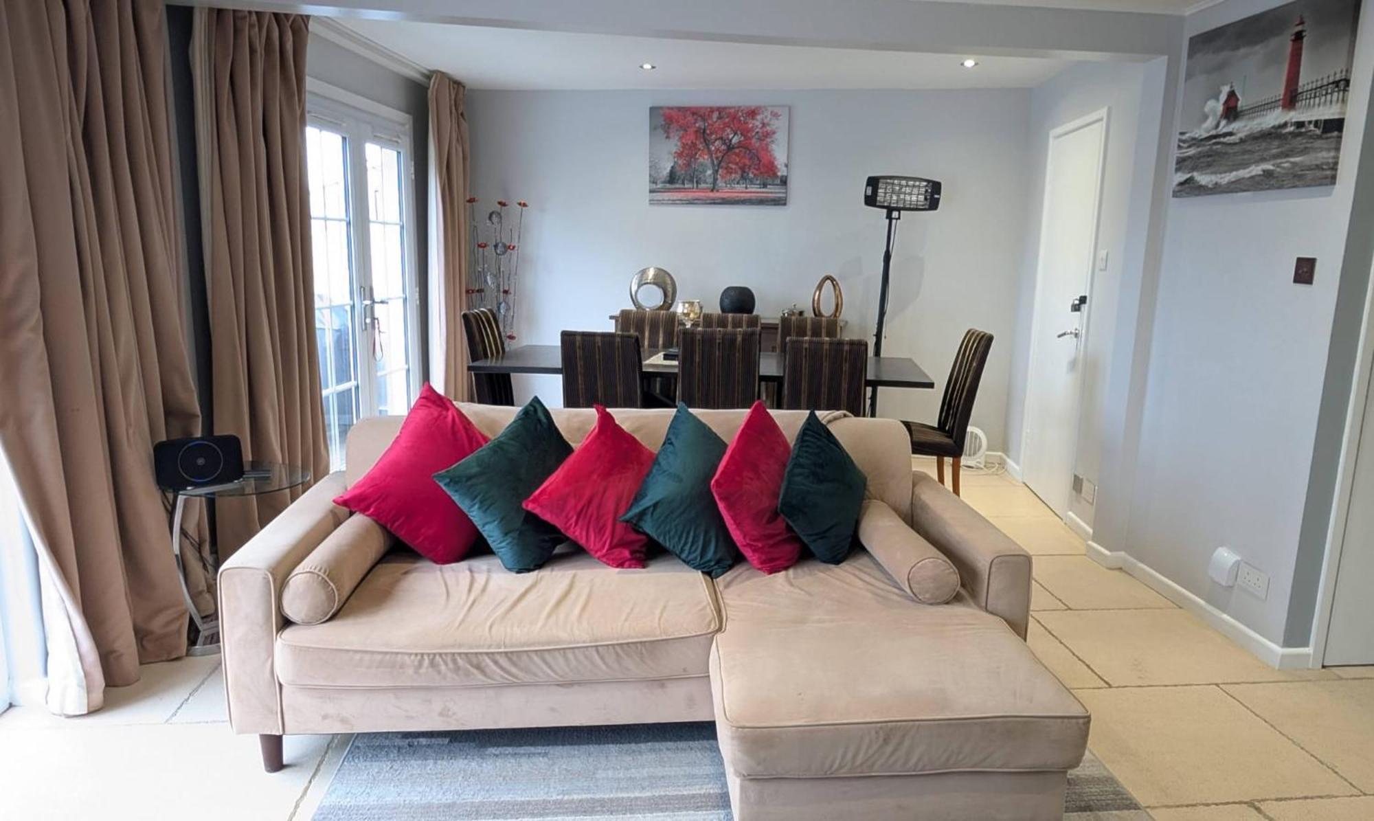 Charming Lake House Nature Retreat In Cotswold Water Park, South Cerney Near 시런세스터 외부 사진